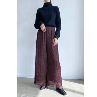 値下げ交渉OK◯NEUNA シフォン楊柳プリーツワイドロングパンツ(クロップドパンツ)