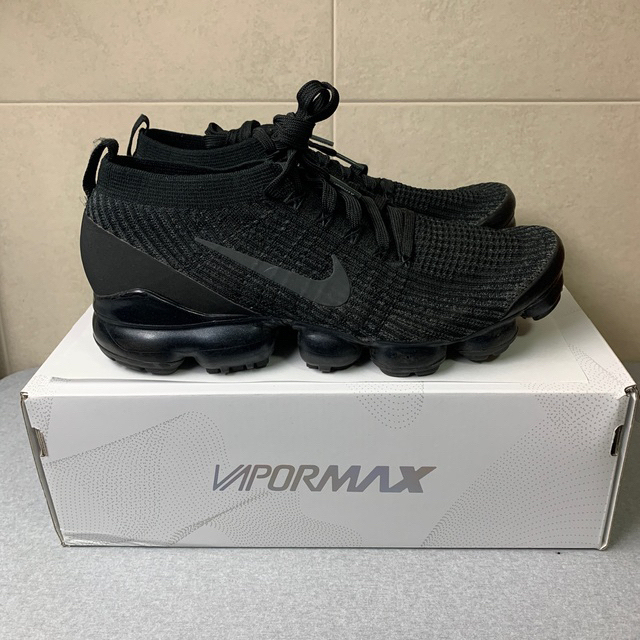 NIKE(ナイキ)のNIKE AIR VAPORMAX FLYKNIT 3 27cm 箱付き メンズの靴/シューズ(スニーカー)の商品写真