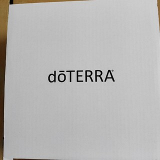 ドテラ doterra アロマオイルケース ウッドボックス 未使用未開封