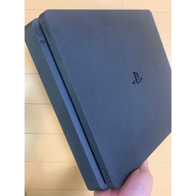 PlayStation®4 ジェット・ブラック 500GB CUH-2200A PlayStation®4 ジェット・ブラック 500GB CUH-2200A
