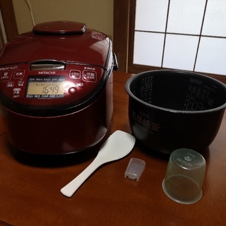 ヒタチ(日立)の【love様専】日立 圧力スチームIH炊飯器 5.5合 レッド RZ-SG10J(炊飯器)