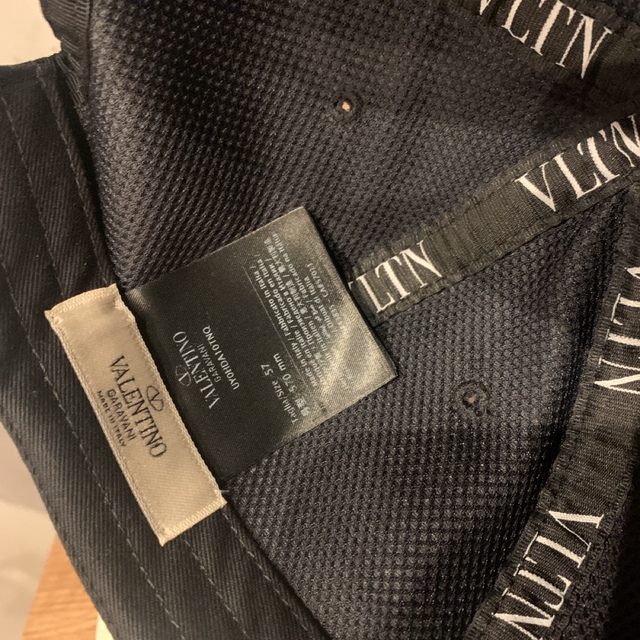 valentino ヴァレンティノ キャップ 57㎝ valentino ヴァレンティノ キャップ 57㎝