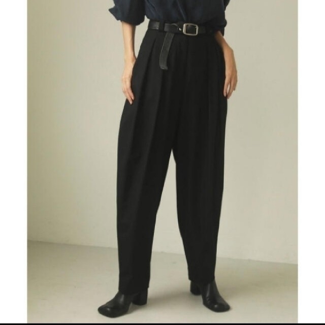 TODAYFUL(トゥデイフル)の【TODAYFUL】 Finewool Tuck Trousers 38 レディースのパンツ(カジュアルパンツ)の商品写真