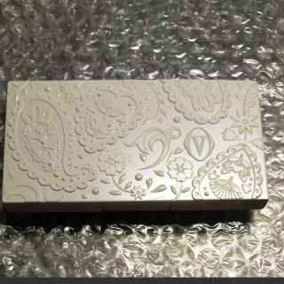 Visee 美品 Visee 可愛いケース パウダーファンデーションの通販 ラクマ Visee 美品 Visee 可愛いケース パウダーファンデーションの通販 ラクマ