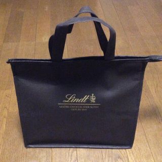 リンツ(Lindt)のリンツ  保冷バッグ サイズ30cm 値下げしました(ノベルティグッズ)