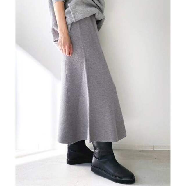 L'Appartement DEUXIEME CLASSE(アパルトモンドゥーズィエムクラス)のKnit Flare Skirt / L'Appartement レディースのスカート(ロングスカート)の商品写真