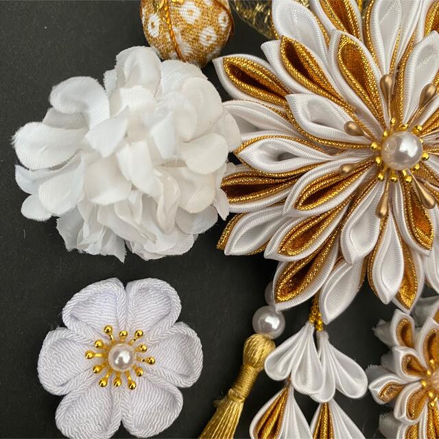 つまみ細工 髪飾り キラキラ サテン白金ゴールド 15点セット つまみ細工 髪飾り キラキラ サテン白金ゴールド 15点セット