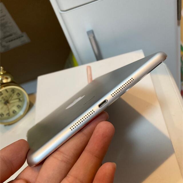 iPad(アイパッド)の美品　iPad mini2 大容量64GB セルラーAU アイパッド　ミニ2世代 スマホ/家電/カメラのPC/タブレット(タブレット)の商品写真