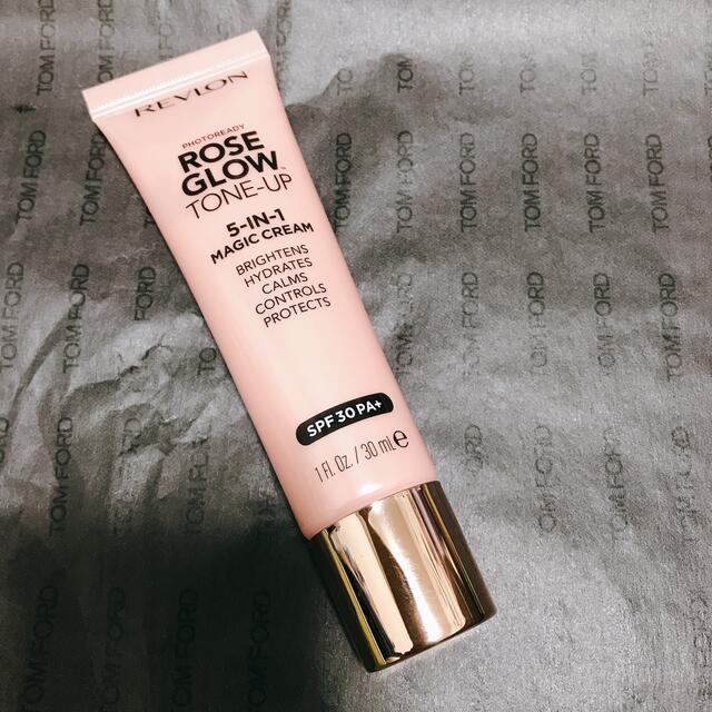 REVLON(レブロン)のレブロン フォトレディローズグロウ　下地 コスメ/美容のベースメイク/化粧品(化粧下地)の商品写真