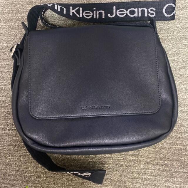 Calvin Klein(カルバンクライン)の新作　カルバンクライン　ショルダーバッグ レディースのバッグ(ショルダーバッグ)の商品写真