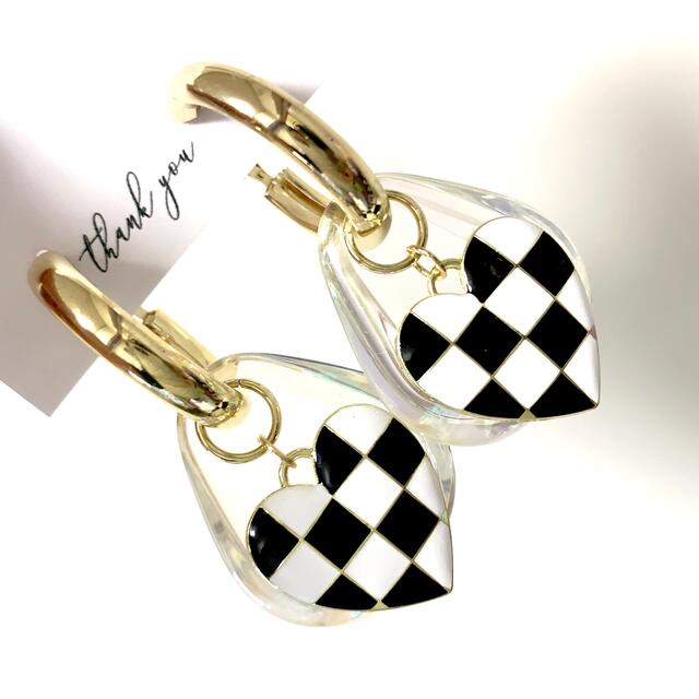 ♥︎♥︎♥︎おもち様♥︎♥︎♥︎ 大ぶりピアス ハンドメイドピアス