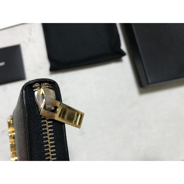 SAINT LAURENT 長財布