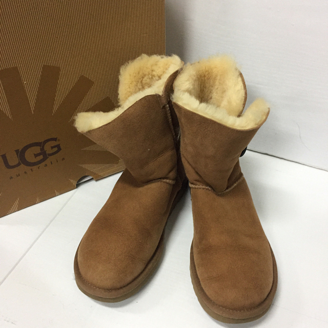 UGG Bailey Button シープスキンブーツ ムートンブーツ