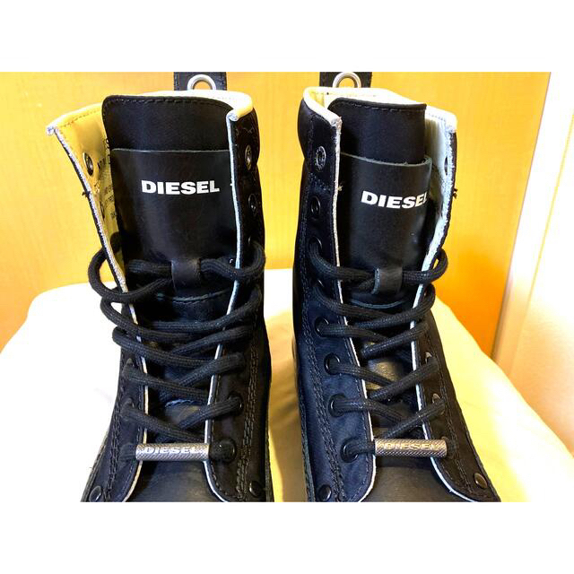 DIESEL(ディーゼル)のディーゼル DIESEL【新品未使用】ダメージ撥水本革ショートブーツ 25  レディースの靴/シューズ(ブーツ)の商品写真