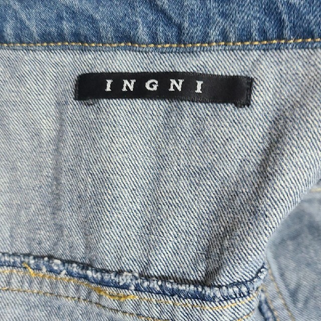 INGNI(イング)のINGNI　ビジューつきデニムジャケット レディースのジャケット/アウター(Gジャン/デニムジャケット)の商品写真