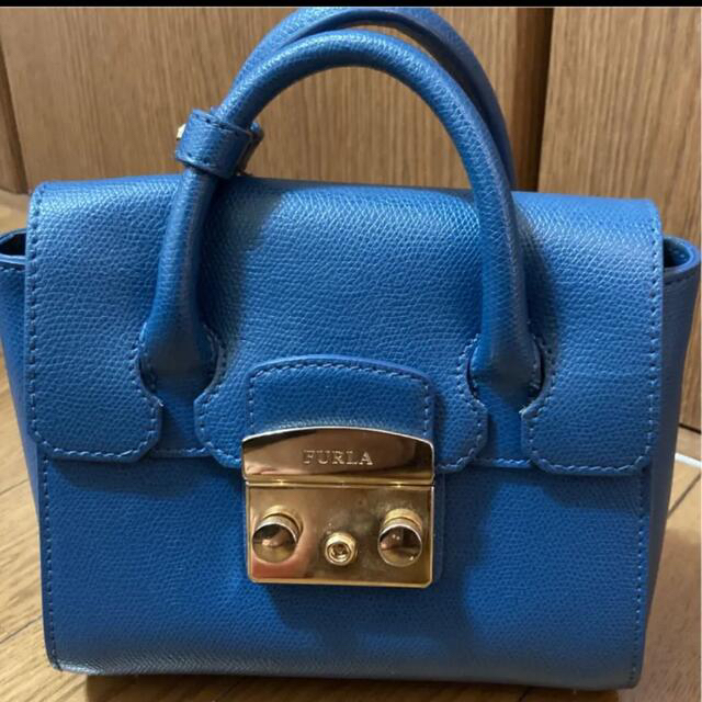 レディース美品　FURLA フルラ メトロポリス　ネイビー