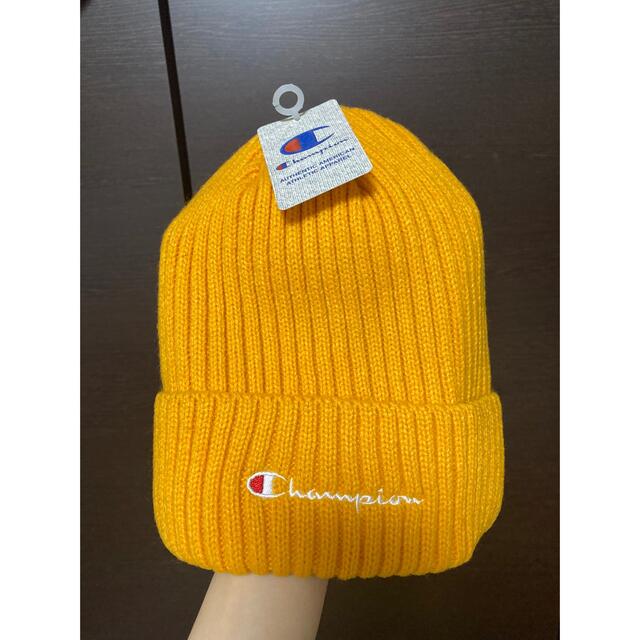 Champion(チャンピオン)の新品タグ付　チャンピオン　ニット帽 レディースの帽子(ニット帽/ビーニー)の商品写真