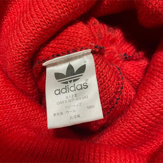 adidas(アディダス)のアディダス ニット帽 ポンポン レディースの帽子(ニット帽/ビーニー)の商品写真