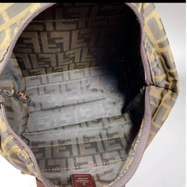 FENDI(フェンディ)のFENDIナイロントートバッグ確実正規品❣✨緊急値下げ⤵ レディースのバッグ(トートバッグ)の商品写真