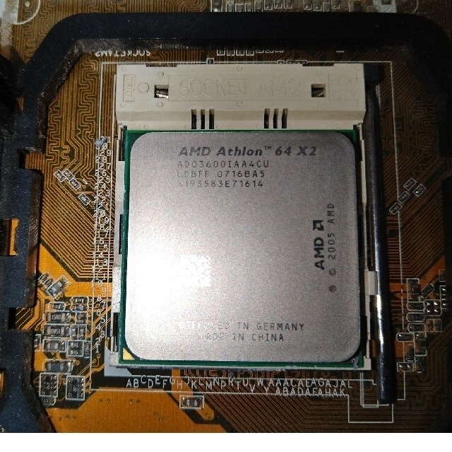 PCパーツ　M2A-VM　マザーボード　CPU　 4GBメモリー 2