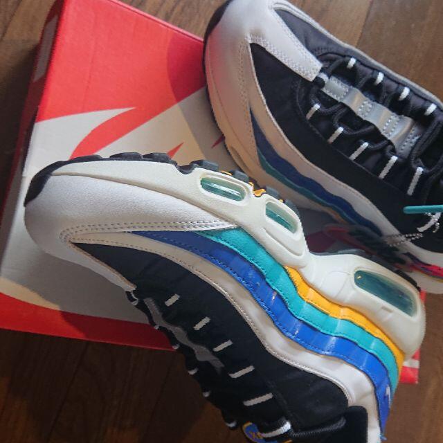 NIKE(ナイキ)のNIKE AIR MAX 95 PREMIUM  [Windbreaker] レディースの靴/シューズ(スニーカー)の商品写真