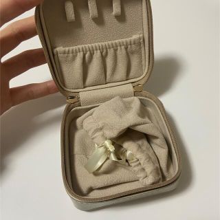 希少 / 非売品】ゴルチエ 香水ケース風ブレスレット / バングル