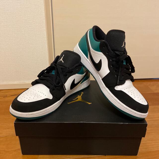 AIR JORDAN1 LOW WHITE BLACK MYSTIC GREEN