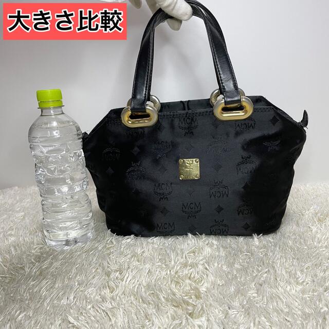 MCM(エムシーエム)の美品　MCM エムシーエム　ハンドバッグ MCMライン　ナイロン　ブラック　黒 レディースのバッグ(ハンドバッグ)の商品写真