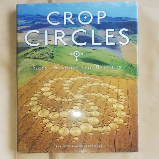 Crop Circles: Signs, Wonders and Mysteri(洋書)