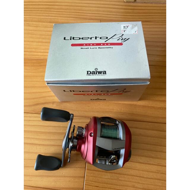 ダイワDAIWA　リベルトピクシー　AIRY RED