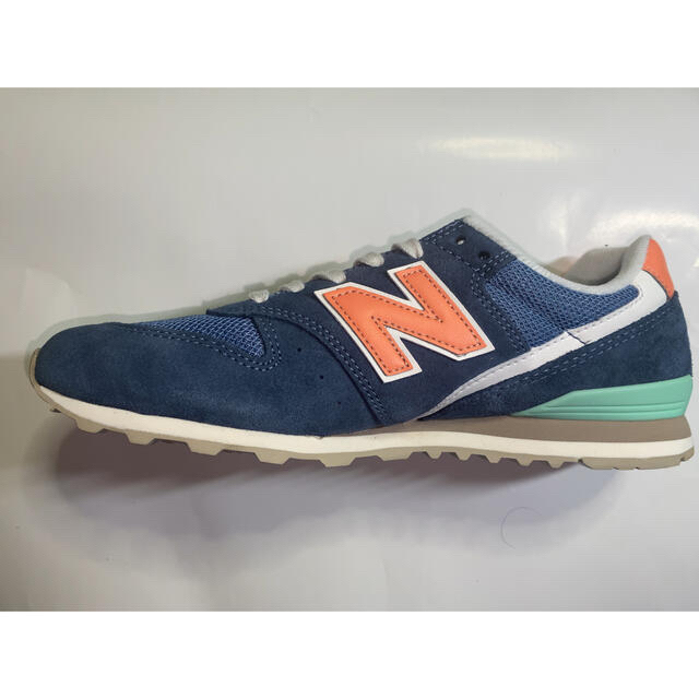 New Balance(ニューバランス)の【ニューバランス】WL996  COM（D）レディーススニーカー　25.5cm レディースの靴/シューズ(スニーカー)の商品写真