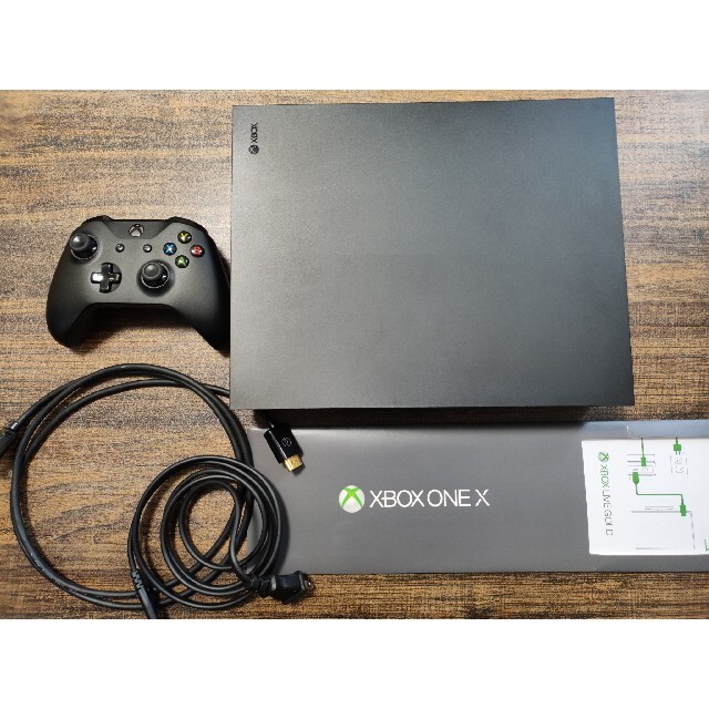 【美品】Xbox One X