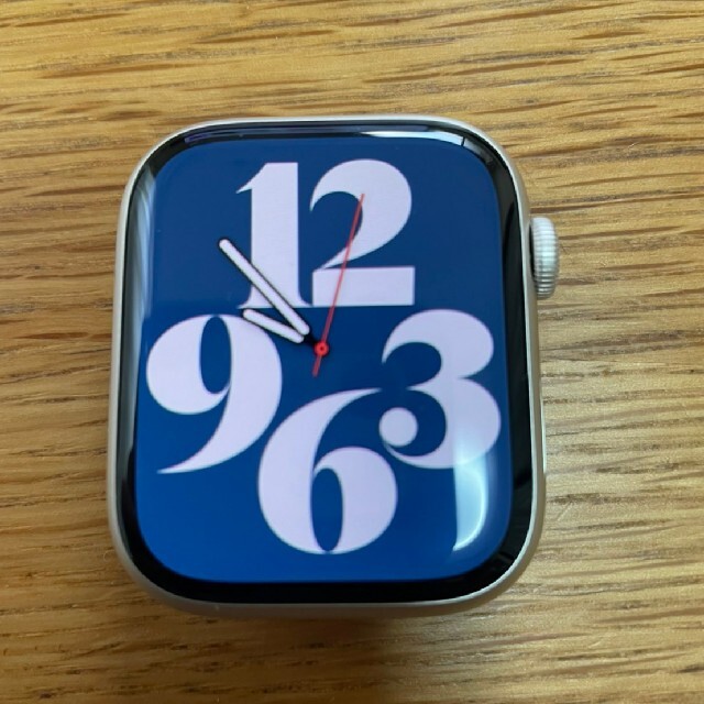 Apple Watch 7 45mm スターライト（GPS モデル） - www.hotelsanleonino.com