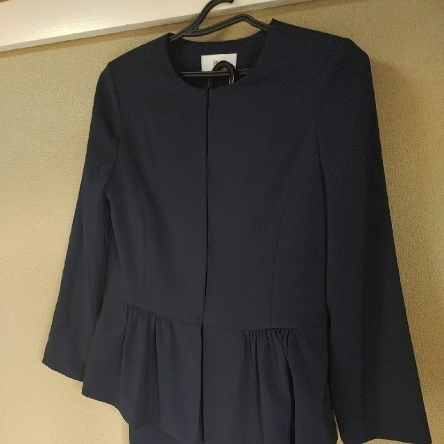 Flolia パンツスーツ　Sサイズ３点セット レディースのフォーマル/ドレス(スーツ)の商品写真