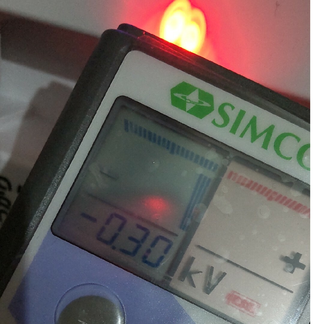 静電気計測器測定器 シムコ FMX-002 きれいの通販 by まろすけ3198's shop｜ラクマ