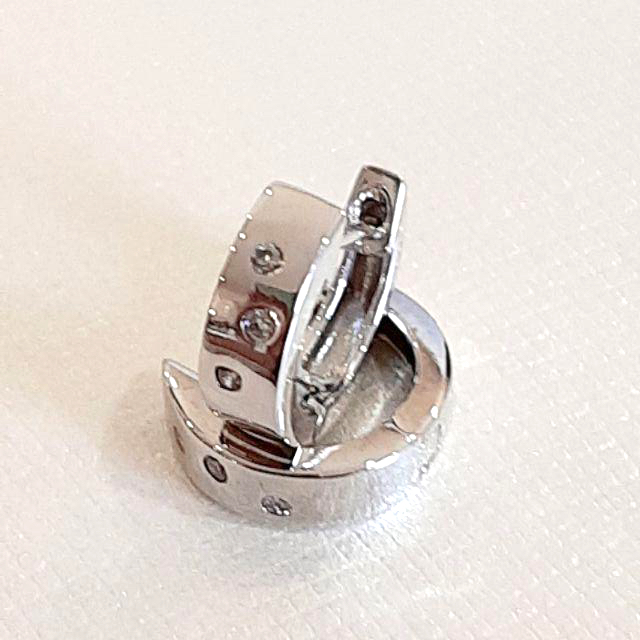 K18WG☆天然ダイヤ0.06ct☆ピアス☆81 | gulatilaw.com