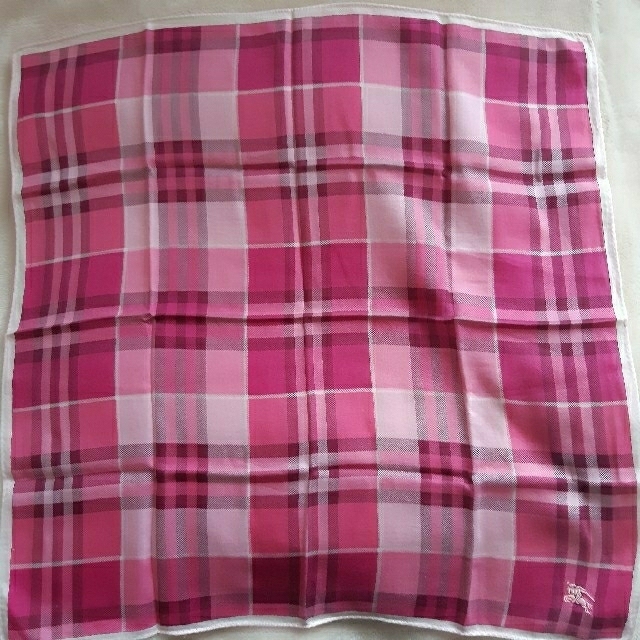 BURBERRY(バーバリー)のburberry　バーバリー　ハンカチ　スカーフ　ピンク　チェック レディースのファッション小物(バンダナ/スカーフ)の商品写真