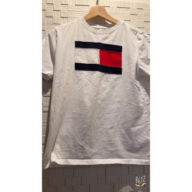 TOMMY HILFIGER(トミーヒルフィガー)の1ヶ月限定販売♡Tommy 人気のTシャツ 12歳から14歳なので140 キッズ/ベビー/マタニティのキッズ服男の子用(90cm~)(Tシャツ/カットソー)の商品写真