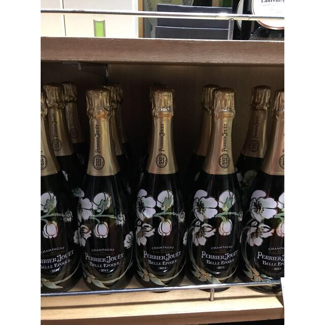 Dom Pérignon(ドンペリニヨン)のベルエポック  白6本セット 食品/飲料/酒の酒(シャンパン/スパークリングワイン)の商品写真