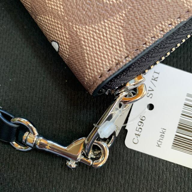 COACH(コーチ)のあーちん様専用　COACHコーチ　新品未使用　スヌーピーコラボ　シグネチャー レディースのファッション小物(財布)の商品写真