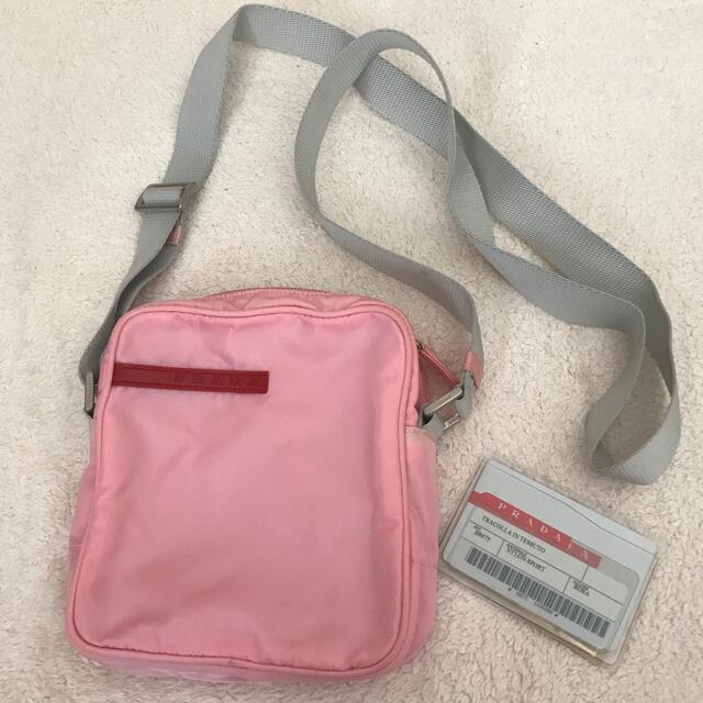 PRADA(プラダ)のPRADA ショルダーバッグ ピンク レディースのバッグ(ショルダーバッグ)の商品写真