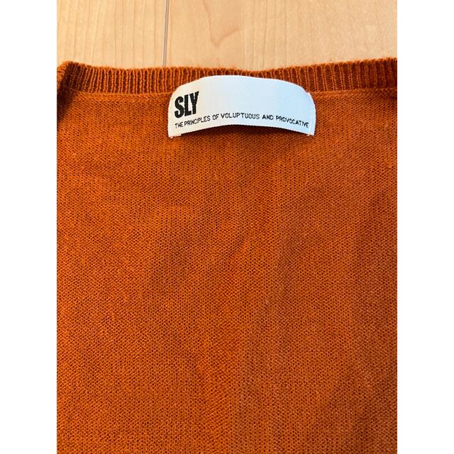 SLY(スライ)のSLY 薄手ニット　グレーのロンT 2枚セット レディースのトップス(ニット/セーター)の商品写真