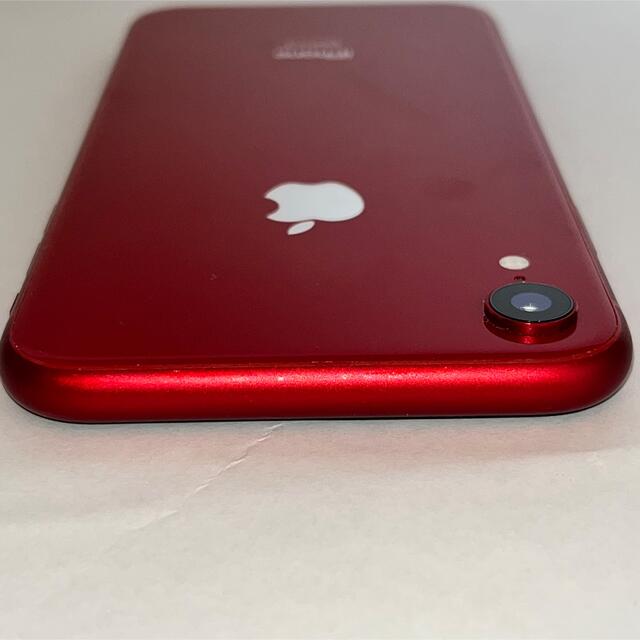 Apple(アップル)の【美品】iPhoneXR(64GBレッド)SIMフリー端末 スマホ/家電/カメラのスマートフォン/携帯電話(スマートフォン本体)の商品写真