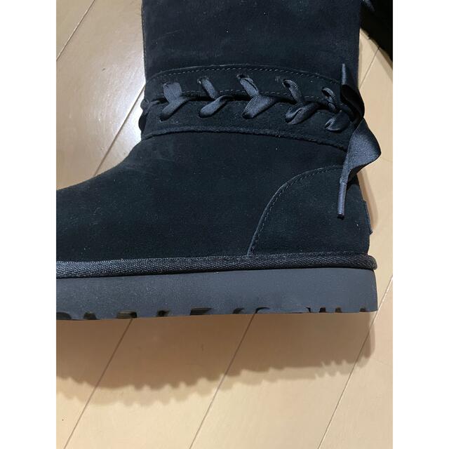 UGG クラシックレースブーツ