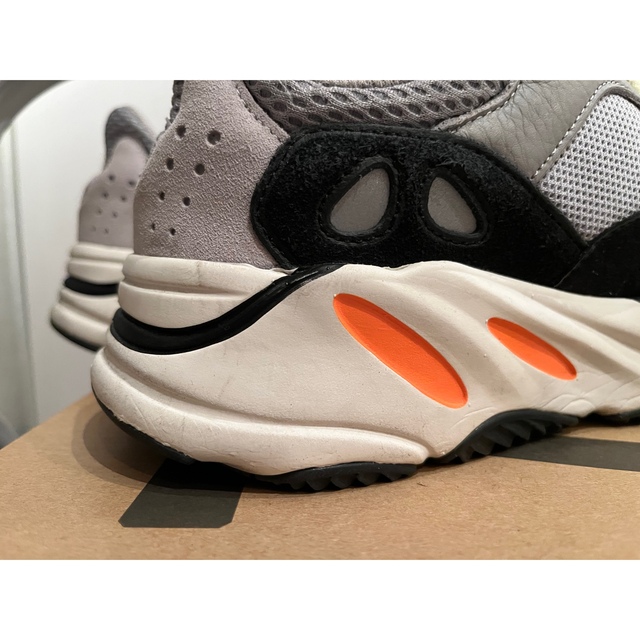 adidas(アディダス)のYEEZY BOOST 700 メンズの靴/シューズ(スニーカー)の商品写真