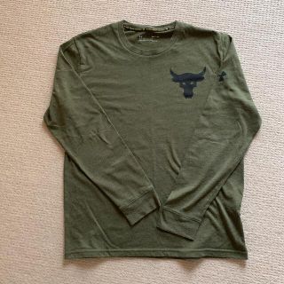 アンダーアーマー(UNDER ARMOUR)のProject Rock アンダーアーマー 長袖Tシャツ　カーキ　サイズS(ウェア)