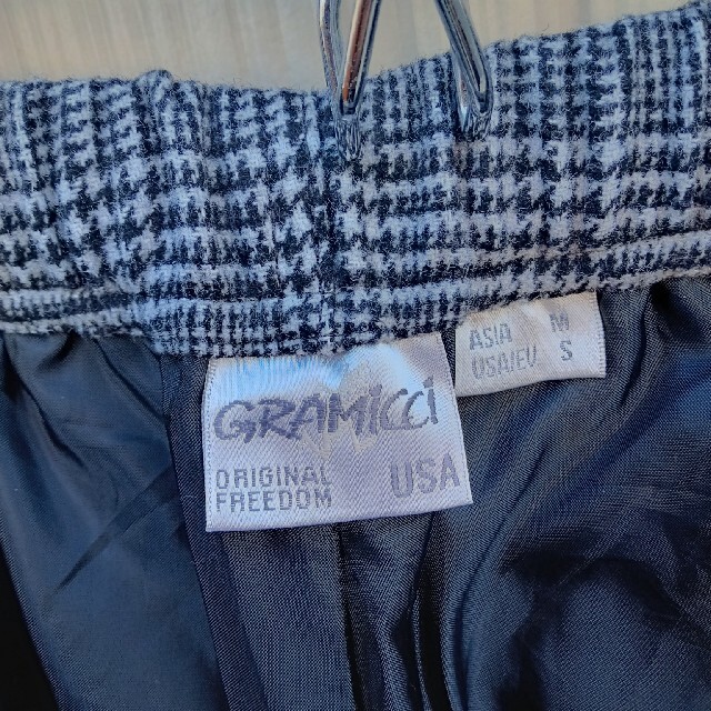 GRAMICCI(グラミチ)のGramicci[グラミチ]ウールブレンド タック テーパード パンツ メンズのパンツ(その他)の商品写真