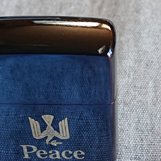 ZIPPO(ジッポー)のPeace ブルーチタン ZIPPO 2000 メンズのファッション小物(タバコグッズ)の商品写真