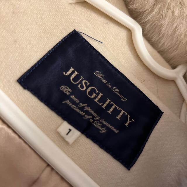 JUSGLITTY(ジャスグリッティー)のJUSGRITTY アイボリーダッフルコート1 レディースのジャケット/アウター(ダッフルコート)の商品写真