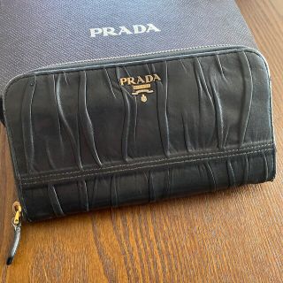 プラダ(PRADA)のプラダ 長財布 黒色(財布)